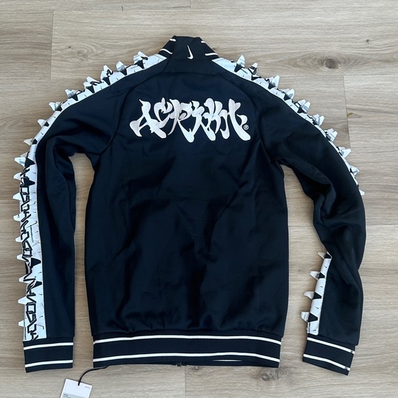 Nike x ACRONYM ®
Men's Knit Jacket - Picture 7 of 7